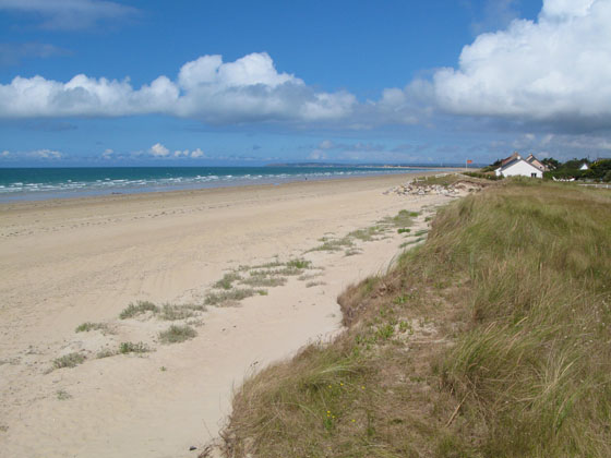 Saint
R�my
des
Landes 
 and its endless sandy and deserted beaches